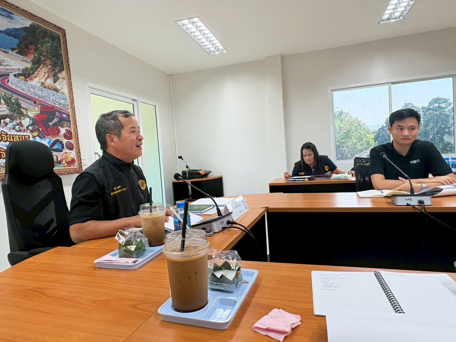 title -  นายวินัย เมฆดำ ผู้ตรวจราชการกรม สำนักงานการปฏิรูปที่ดินเพื่อเกษตรกรรม ประชุมตรวจติดตามความก้าวหน้าผลการดำเนินงานตามแผนการตรวจราชการ ประจำปีงบประมาณ พ.ศ. 2569 รอบที่ 1 เขตตรวจราชการที่ 9